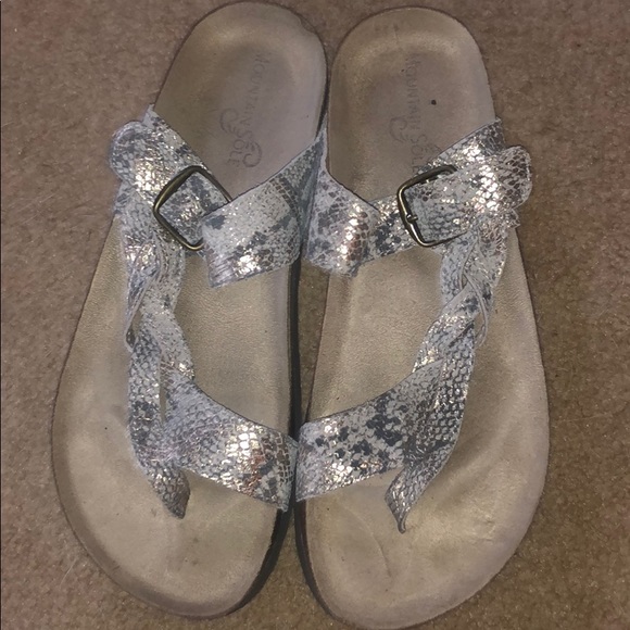 Mountain Sole size 9 snakeskin slip on sandals - Picture 4 of 8